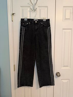 Flying Angel High-Rise Black Jeans with Gray Side Stripes wide leg size 7